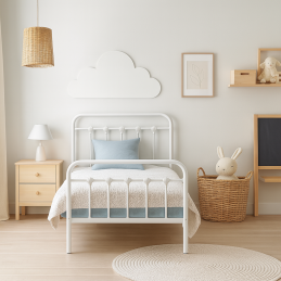 Le lit 90*190 cm + sommier.