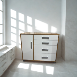 Meuble avec porte et tiroirs.