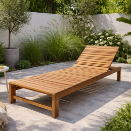 Chaise longue en teck.