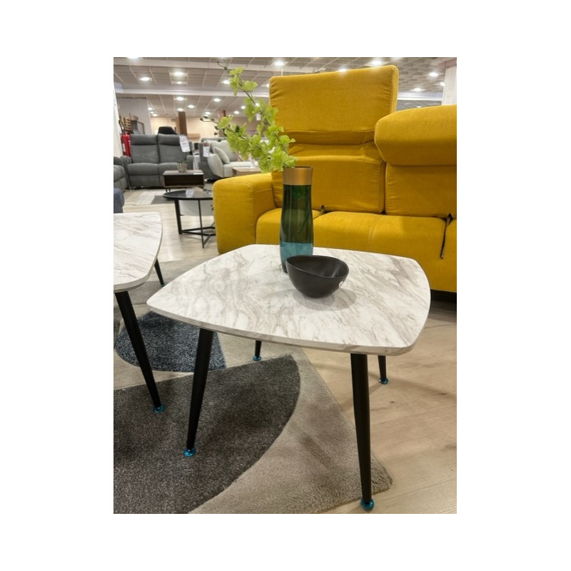 Lot de table basses aspect marbre